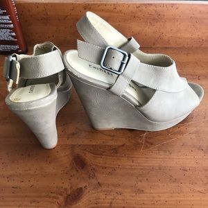 Too high for my taste (4in and I am 5’5)